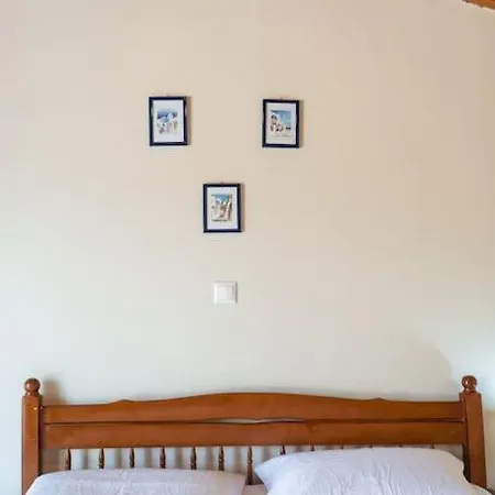 Cozy Loft Big Balcony Comfort Near Sarande Dermish