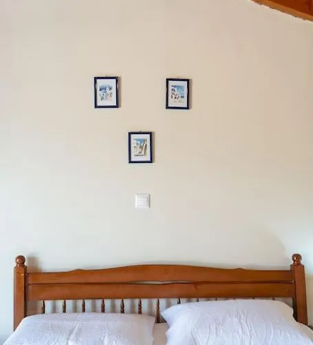 Cozy Loft Big Balcony Comfort Near Sarande Dermish