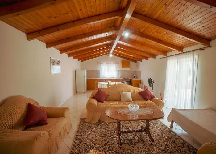 Apartment Cozy Loft Big Balcony Comfort Near Sarande Dermish
